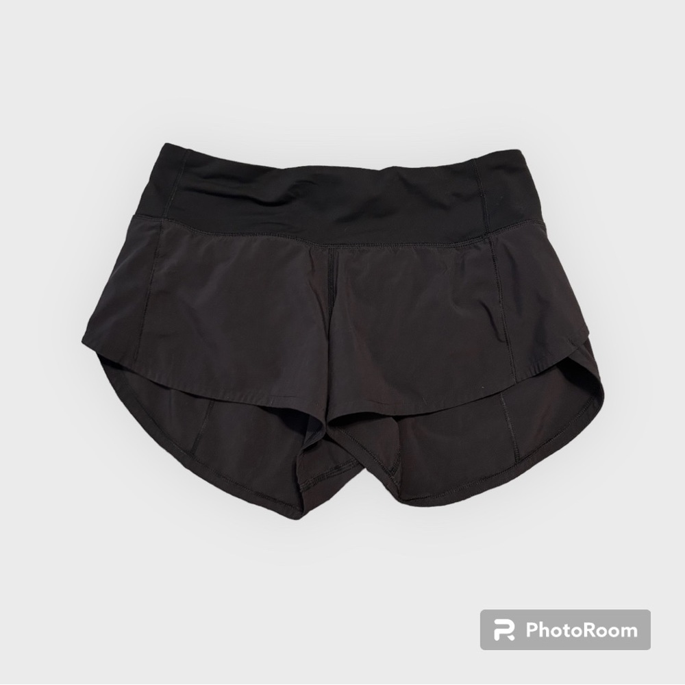 Lululemon womens speed up low rise size 2 shorts